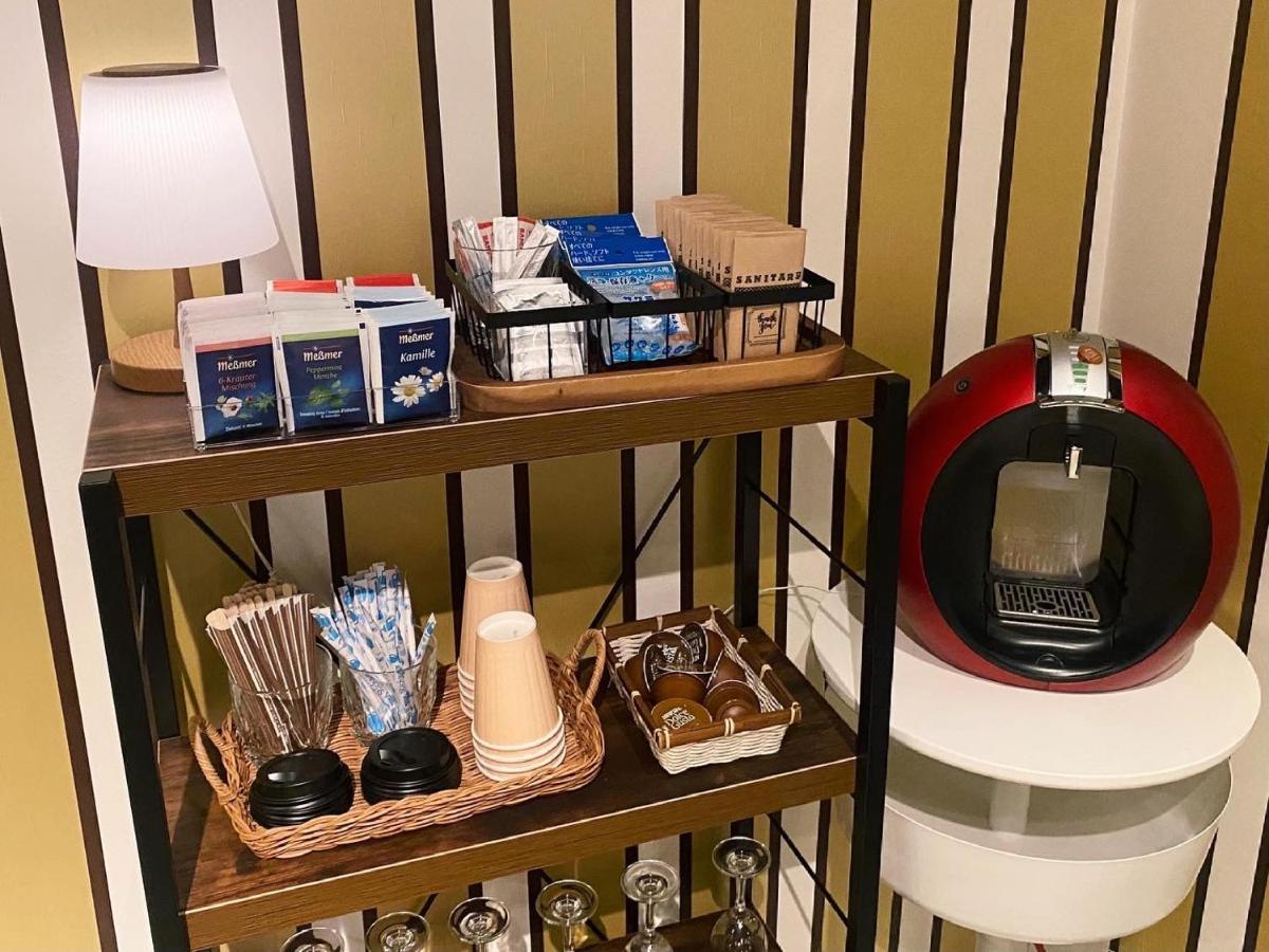 Culti Earl Hotel Osaka Bagian luar foto