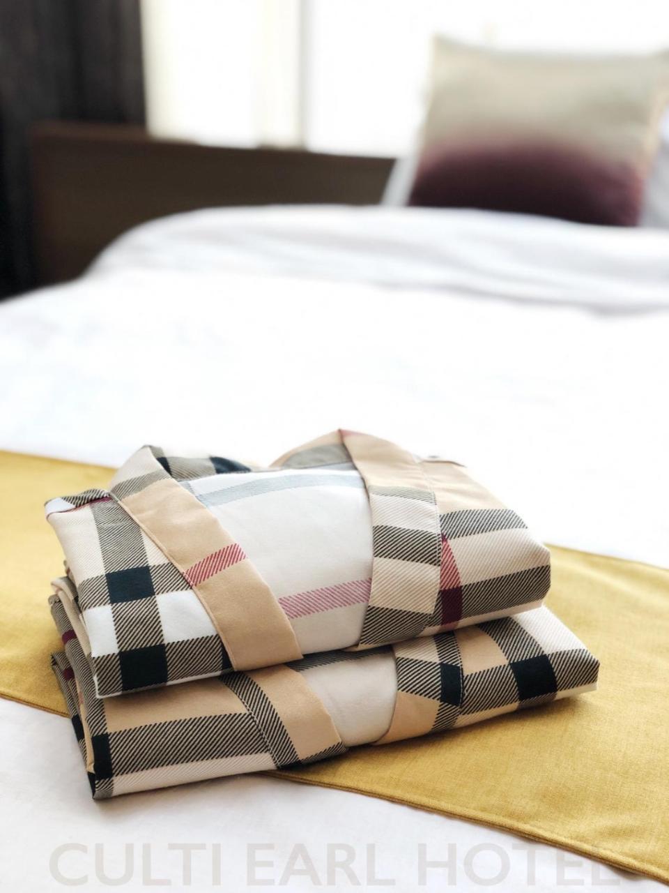 Culti Earl Hotel Osaka Bagian luar foto